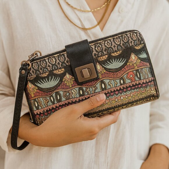 Sakroots Wristlet Wallet Aztec Design Zipper Snap Closure Multicolor - Picture 1 of 12